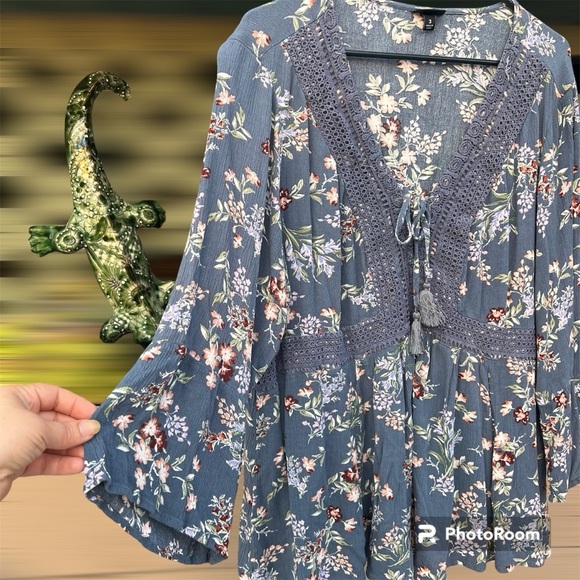 Torrid Blue and Pink Bell Sleeve Blouse with Tie Front - Picture 4 of 10